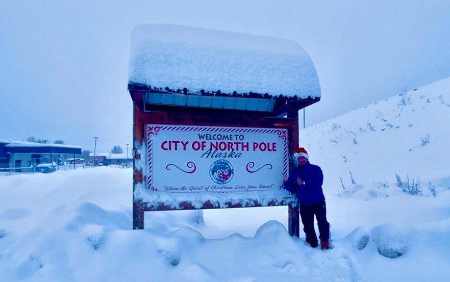 welcome-to-north-pole-thomas-baldrick